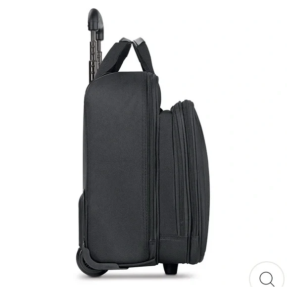 Solo NY Bryant rolling case; never used - Picture 2 of 9